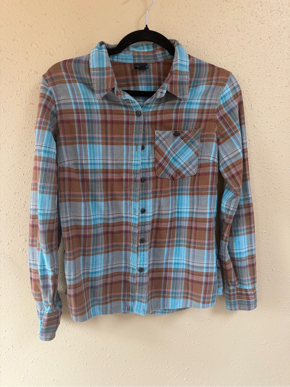 Patagonia flannel, sky blue/brown